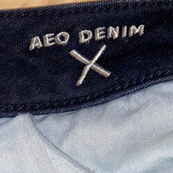 American Eagle Outfitters High Rise Jegging in Darkest Blue size 4 - Picture 13 of 13